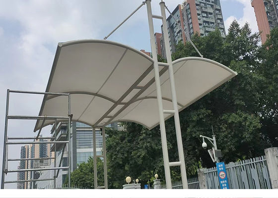 Estacionamiento de alta calidad Parqueterías sombrillas Estructura de membrana de resistencia Techo de tejido Estructura de cubierta tienda de campaña