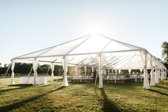 Litong de alta resistencia a la tracción Tiendas de eventos de lonas de PVC blanco Fiesta de bodas al aire libre 20x40 con cortina lateral